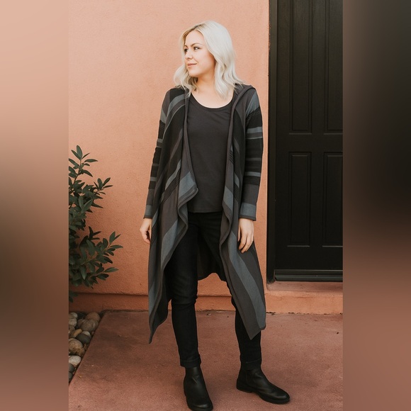 Athleta Striped Long Hoodie Cardigan/ Sweater Draped Open. Size XXS - Picture 1 of 7